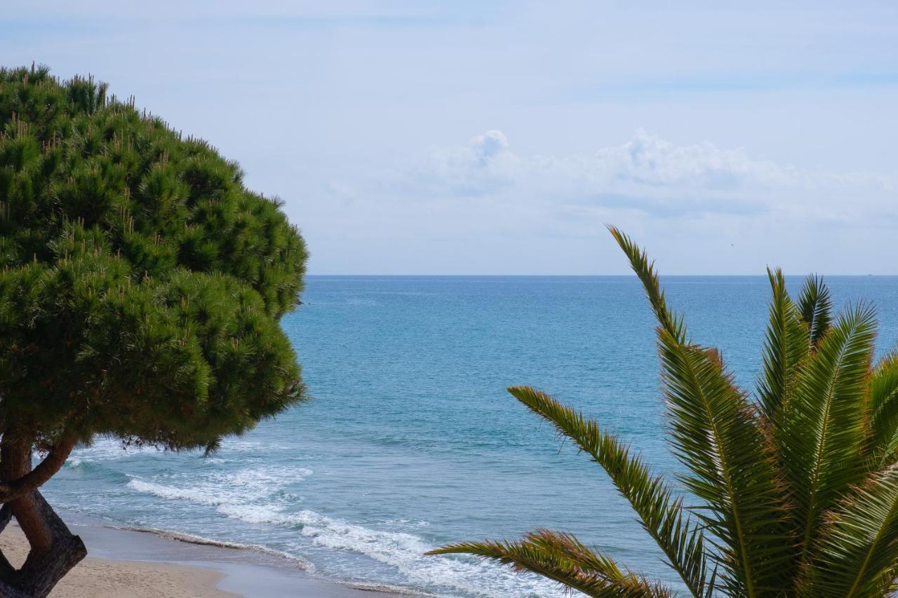Residence Sole Mare Alaxi Hotels Alassio Exterior foto